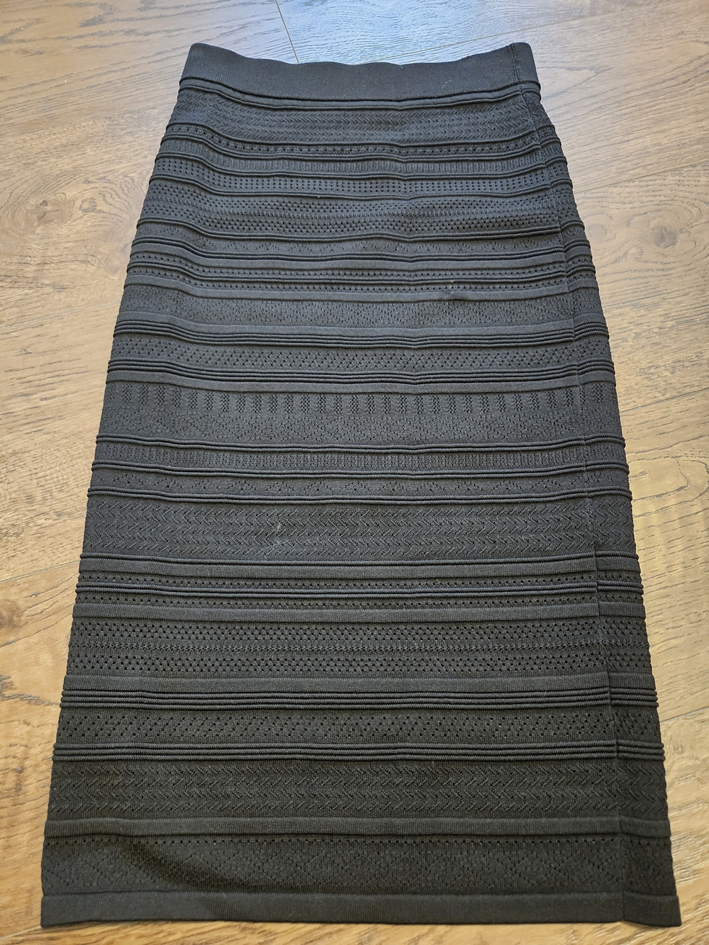 Babaton Black Textured Bandage Pencil Skirt